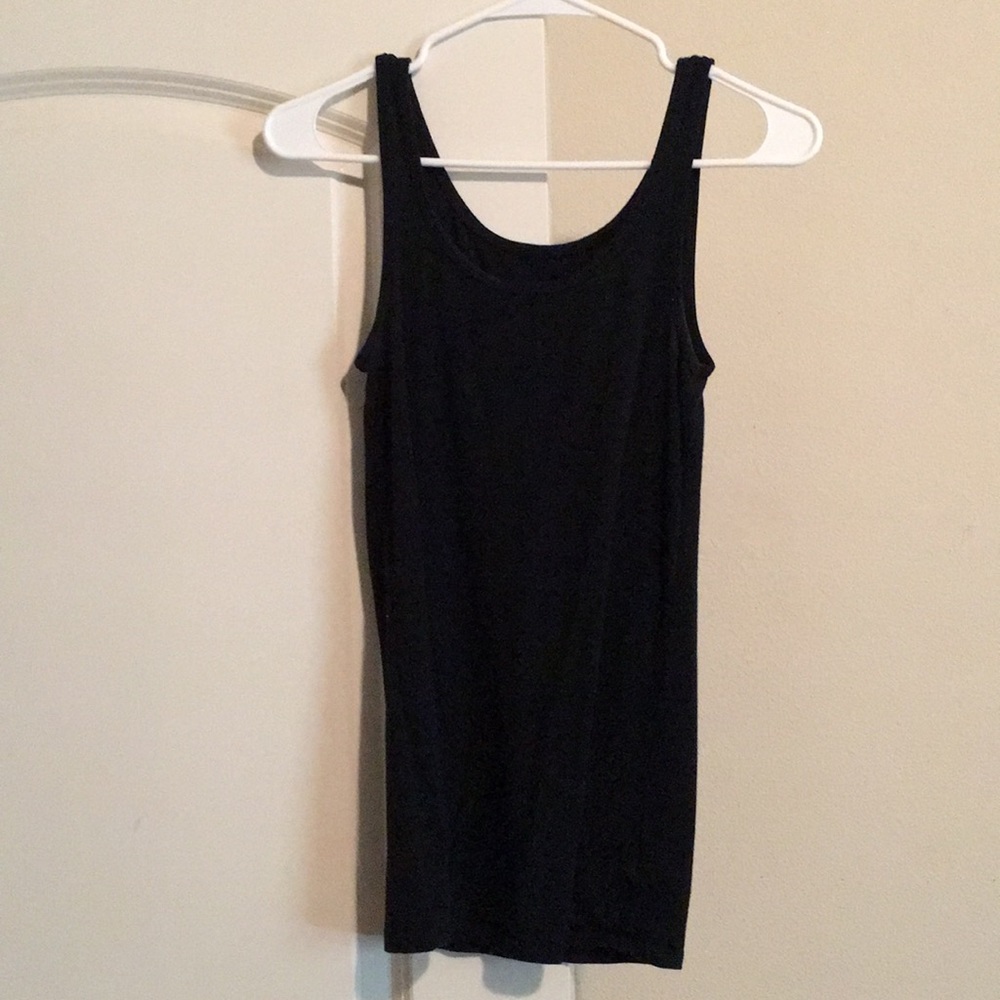 Black and grey thick strap tank tops